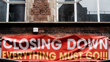 WHY RETAIL IS STRUGGLING AND CAN’T SHAKE IT OFF